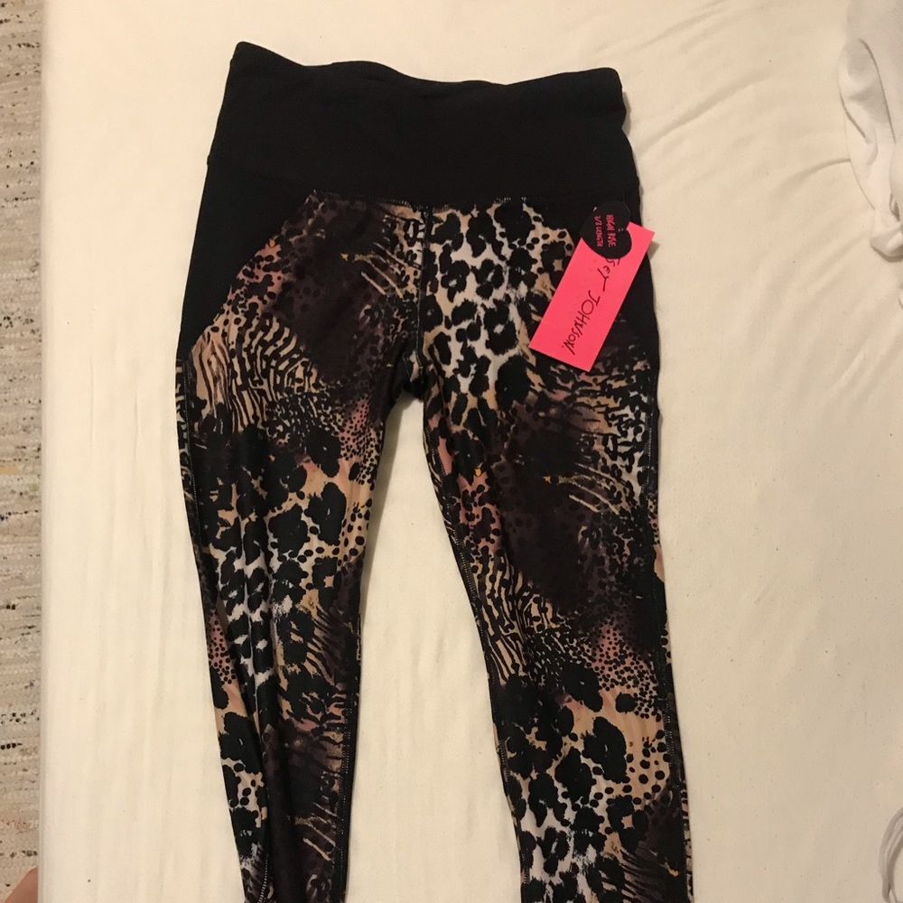 Betsy Johnson leggings BNWT
